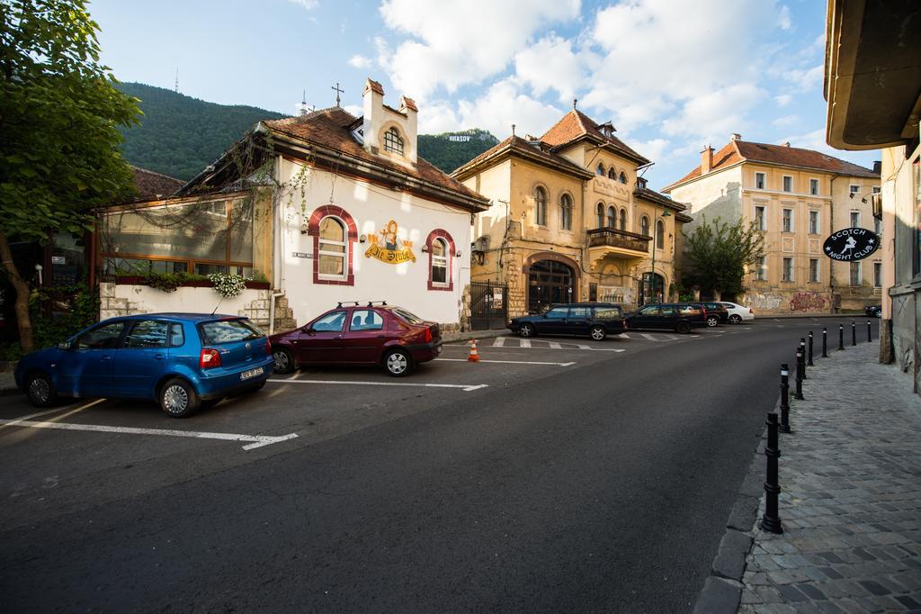 Old City Mary Apartment Brasov Bagian luar foto